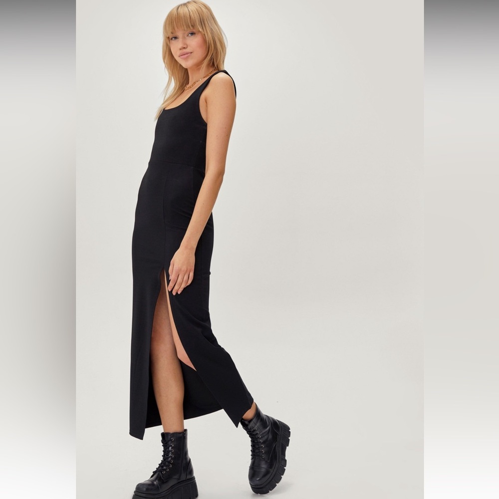 Nasty Gal Square Neck Split Front Midi Dress in Hot Pink